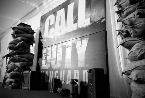 A black and white photo of a call of duty event.